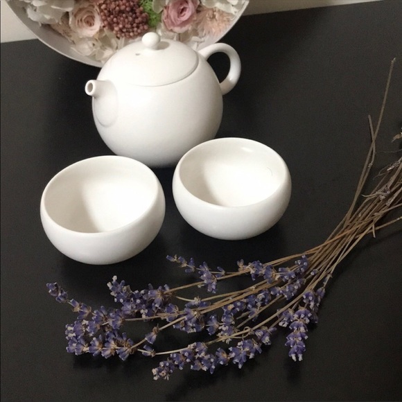 Tea set - Picture 1 of 1